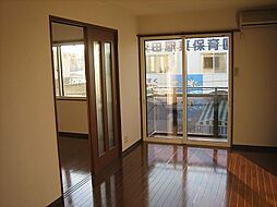 居間