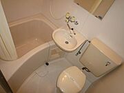 お風呂とトイレが一緒だと、お掃除がとっても楽ちんです。