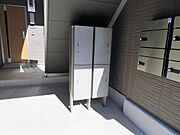 宅配ボックスを搭載です。