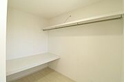 【建築プラン例…ウォークインクローゼット】【建築価格…1650万円】【建築面積…87.77m2】