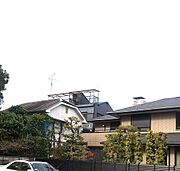 屋上バルコニー遠景です。ここのバルコニーからは市街が一望できますよ。強風の日には洗濯物が飛ばされないようにしましょう。