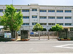 [周辺] 横浜市立市場中学校まで2132m、挨拶・返事は心を込めて元気よく 地域と共に在る学校、人とのつながりを大切にする市場中学校