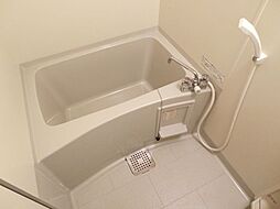 [風呂] ゆったりとしたバスルーム