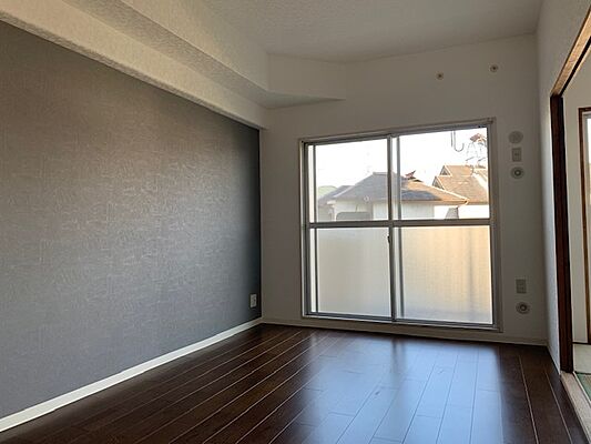 リビング/ダイニング サンライズマンション岩出V弐番館 1階/105号