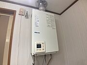 給湯器は簡単操作で温度調整ができますよ。
