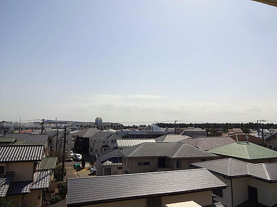 南東側バルコニ...