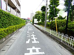 [外観] 「戸田」駅より徒歩約8分の立地です。