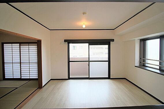 南西向きのリビ...