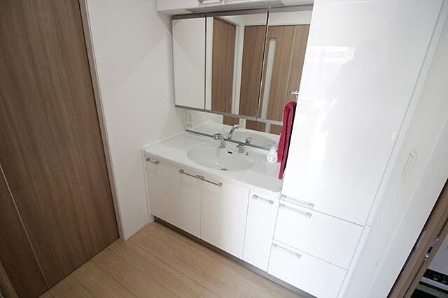 洗面 碧南市汐田町4丁目