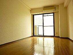 ステムヴィラ 103 1階1Kのリビング/ダイニング