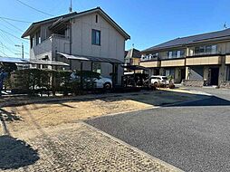 FKグランバリエ清水ヶ岡駐車場