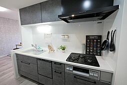 [キッチン] 忙しい家事をサポートしてくれる食洗機＆浄水器付きシステムキッチン