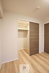 [収納] 各部屋を最大限に広く使って頂ける様、全居住スペースに収納付。プライベートルームはゆったりと快適に。