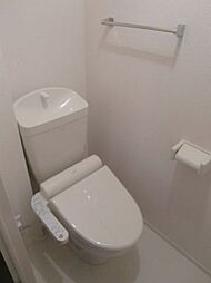 [トイレ] ウォシュレット付きトイレです