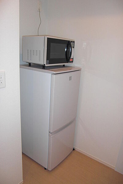 画像14:冷蔵庫、電子レンジ付