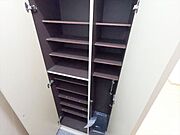 シューズボックスは広くてたくさん収納可能です。
