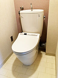 [トイレ] ■トイレは快適な温水洗浄便座機能付きです！