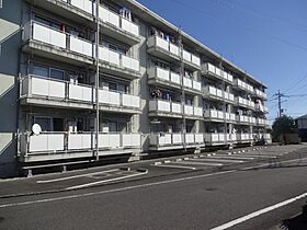 クラウンズマンション天川大島 210 ｜ 群馬県前橋市天川大島町1369（賃貸マンション2K・1階・28.98㎡） その1