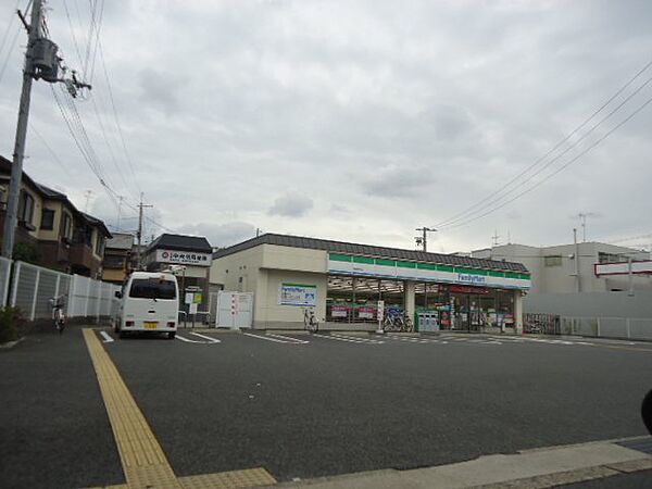 画像20:ファミリーマート 梅津段町店（381m）