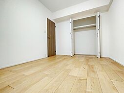 [内装] シンプルなお部屋ですが、こちらも収納はしっかり確保しています！