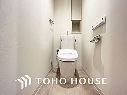 [トイレ] 清潔な洗浄機能付温水シャワートイレ
