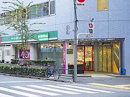 [周辺] まいばすけっと日本橋箱崎町店 徒歩2分。 160m