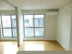 ベルグラースII 102 1階1LDKのリビング/ダイニング