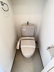 [トイレ] 温水洗浄機能付きトイレ