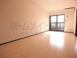 ネクスト 紅 2階1LDKのリビング/ダイニング