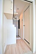 お部屋から見たキッチン。