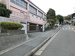 [周辺] 横浜市立六浦南小学校まで546m
