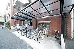 [その他] 広々とした駐輪場は毎日の自転車の出し入れがスムーズです。