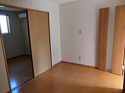 パセオ月見 101号室 1階1DKの寝室