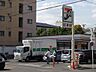 周辺：セブンイレブン　距離70m　徒歩1分