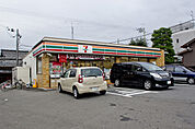 セブンイレブン向日梅ノ木店まで316m