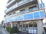 コンビニまで徒歩4分