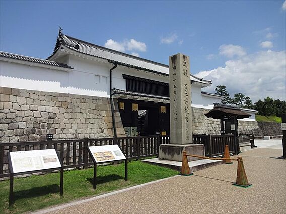 二条城　距離2...