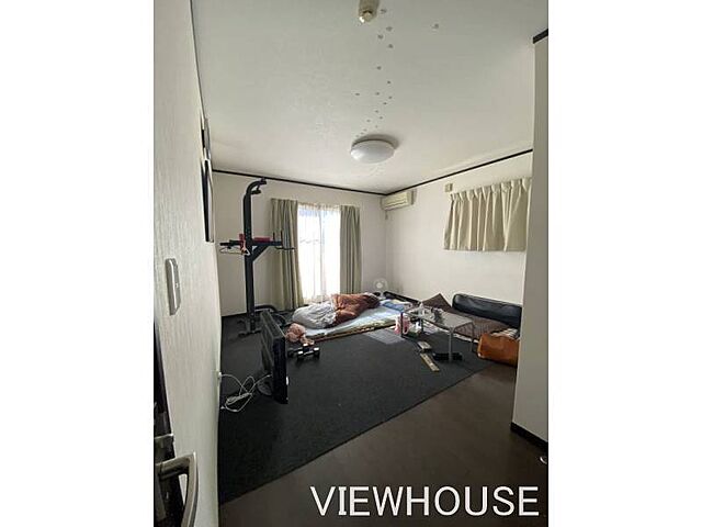 室内 太田市富沢町