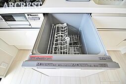 [キッチン] 家事の負担を軽減するビルトイン食器洗浄機