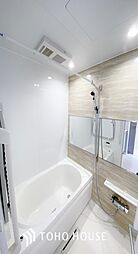 [風呂] 「浴室乾燥機付きのユニットバスも交換済みです。」天気に左右されずに洗濯物を乾かせる、浴室乾燥機・オートバス機能付きです。