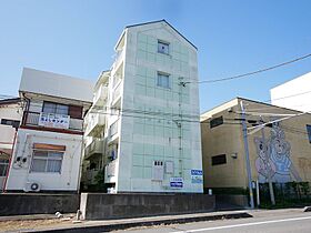 ハイツくれよん 102 ｜ 茨城県日立市久慈町７丁目（賃貸マンション1K・1階・16.20㎡） その1