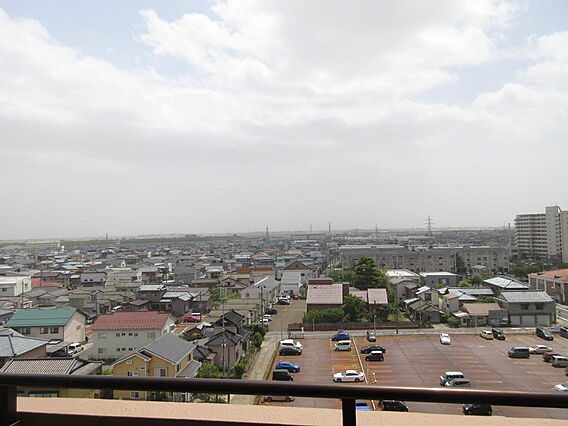 バルコニーから...