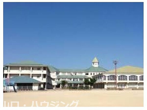画像17:徳島市立国府中学校 538m