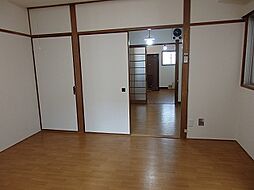居間