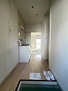玄関を開けるとこんな感じです♪