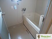 お風呂に窓があるので、湿気もこもりません。