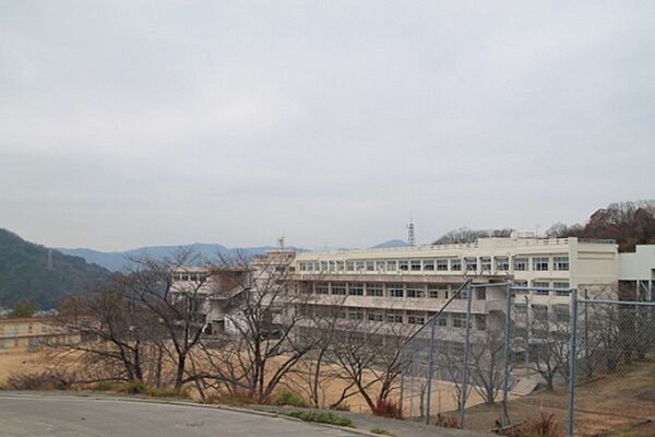 画像17:中学校「私立広島城北中学校まで1254ｍ」