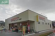 パサージュ奉還町 276m