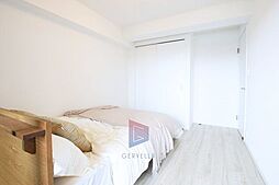 [寝室] 洗練された大人の空間にするなり、お子様のお勉強部屋にするなり、この1室にどうアレンジを加えるかはあなた次第です。