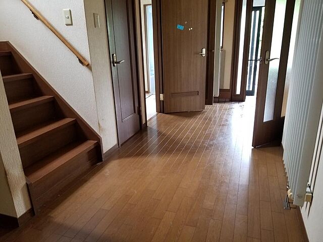 室内 東津軽郡蓬田村大字瀬辺地字田浦41